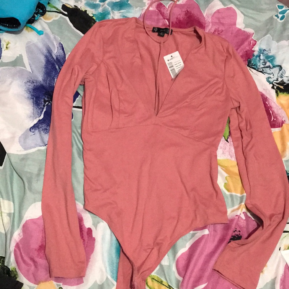Long sleeve onesie with choker attached